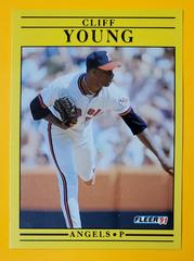 Cliff Young #330 Baseball Cards 1991 Fleer Prices