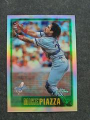 Mike Piazza [Refractor] Baseball Cards 1997 Topps Chrome Prices