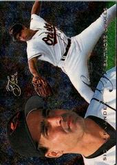 Sid Fernandez #220 Baseball Cards 1995 Flair Prices