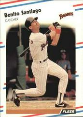 Benito Santiago #596 Baseball Cards 1988 Fleer Glossy Prices