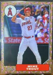 Mike Trout [Gold] #200 Baseball Cards 2022 Topps Japan Edition Prices