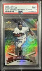 Barry Bonds [Non Protected Refractor] #257 Baseball Cards 1998 Finest Prices