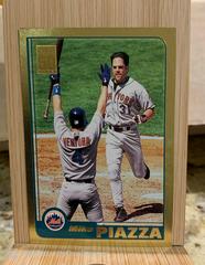 Mike Piazza #706 Baseball Cards 2001 Topps Gold Prices