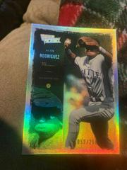 Alex Rodriguez #18 Baseball Cards 2000 Ultimate Victory Prices