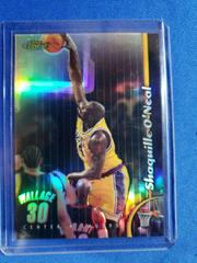 Shaquille O'Neal [Refractor] #40 Basketball Cards 1998 Finest Prices