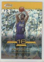 Peja Stojakovic Gold Refractor #16 Basketball Cards 2002 Finest Prices