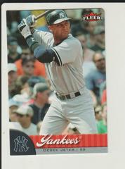 Derek Jeter [Mini Die Cut] #122 Baseball Cards 2007 Fleer Prices