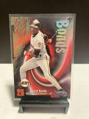 Barry Bonds [Rave] Baseball Cards 1998 Circa Thunder Prices