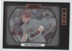 Ivan Rodriguez #41 Baseball Cards 2000 Bowman Prices