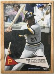 Roberto Clemente [Shipwreck Wood] #45 Baseball Cards 2022 Topps X Naturel 1952 Prices