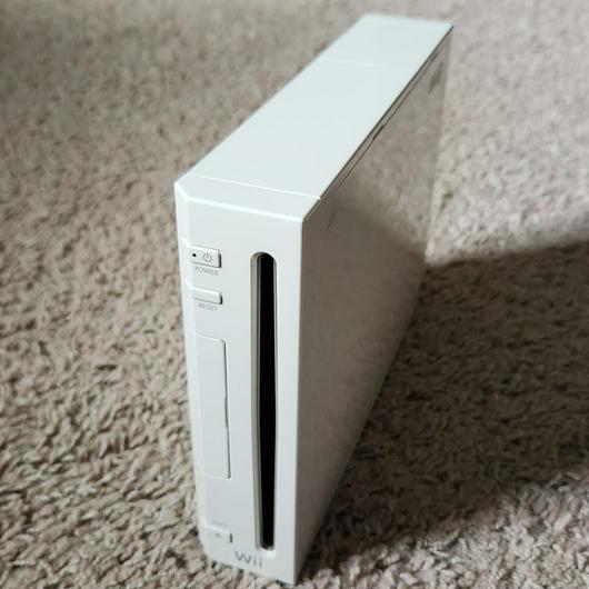 White Nintendo Wii System photo