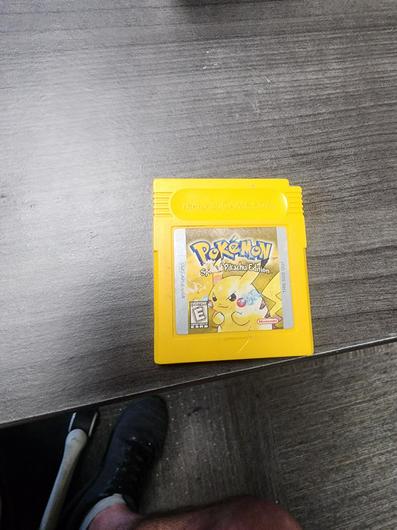 Pokemon Yellow photo