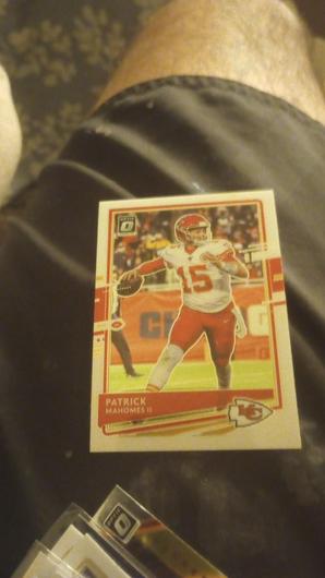 Patrick Mahomes II [White Sparkle] #1 photo