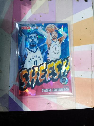 Tyrese Haliburton [Disco Red Prizm] #9 photo