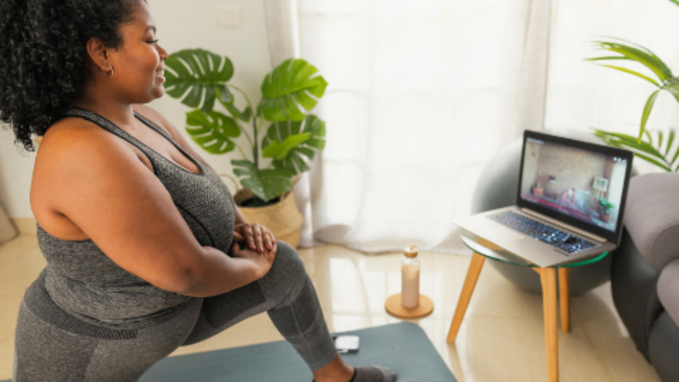 11 Yoga for Weight Loss Coaching Online