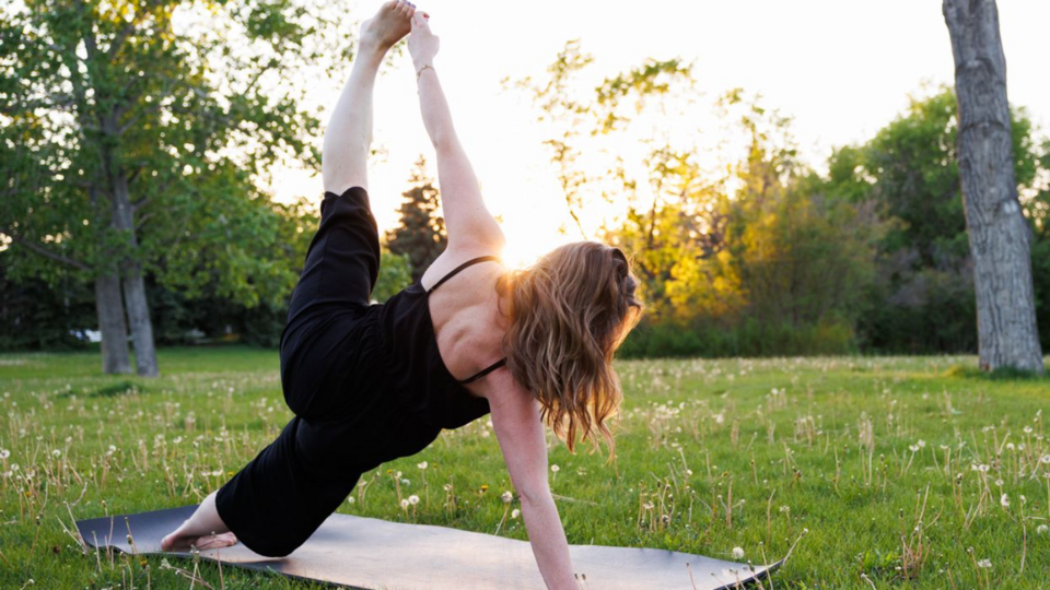 Pop Up: Advanced Vinyasa & Restore (90 Min) 