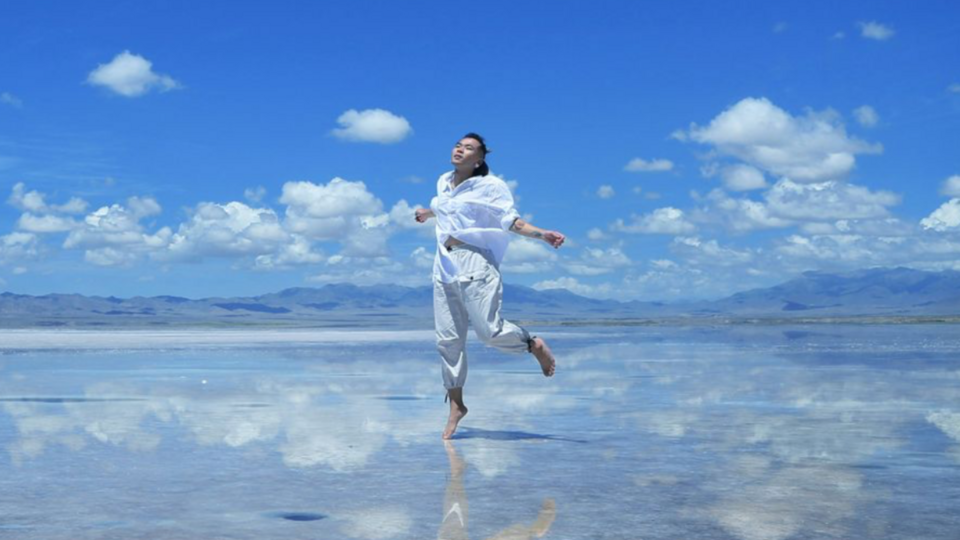 Embodied Awakening: 1:1 Coaching, Yoga, and Breathwork Integration (6 sessions)