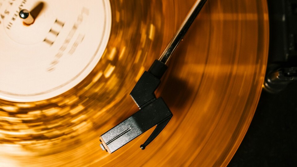 The Listening Room: Tea & Vinyl