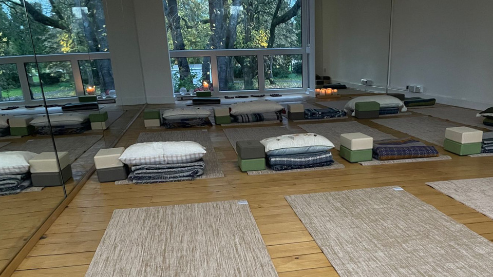 Candlelight Yin Yoga