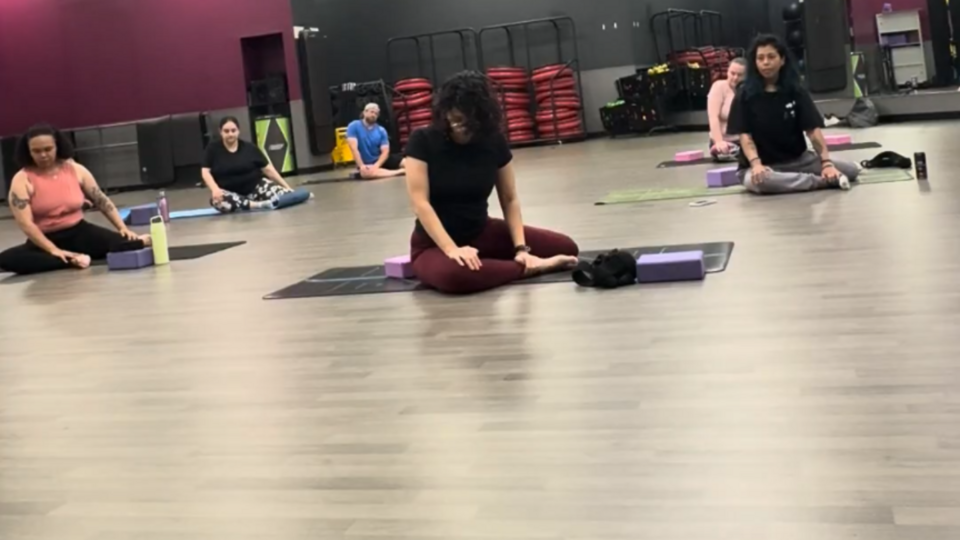 Inner Power & Flow 🔥 Vinyasa