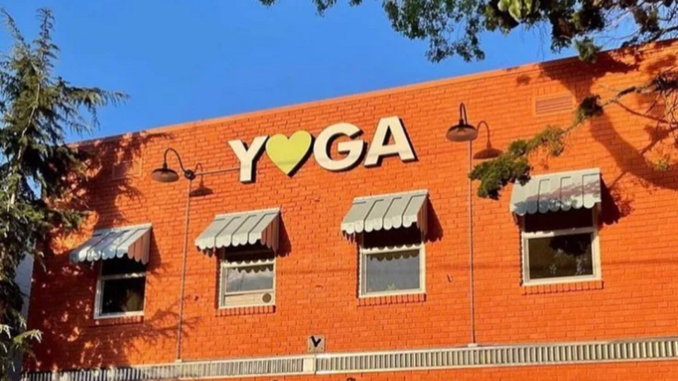 Sunday Evening Restore at Full Circle Yoga & Therapy (60 min)