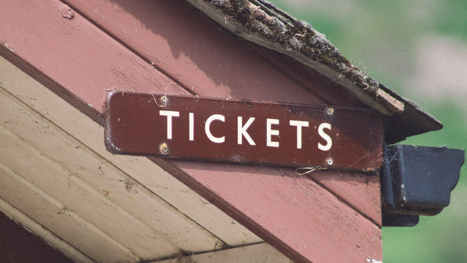 10 Ticket-Live Classes