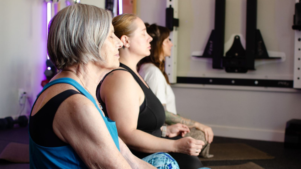 PULSE * MAT PILATES // Online Class