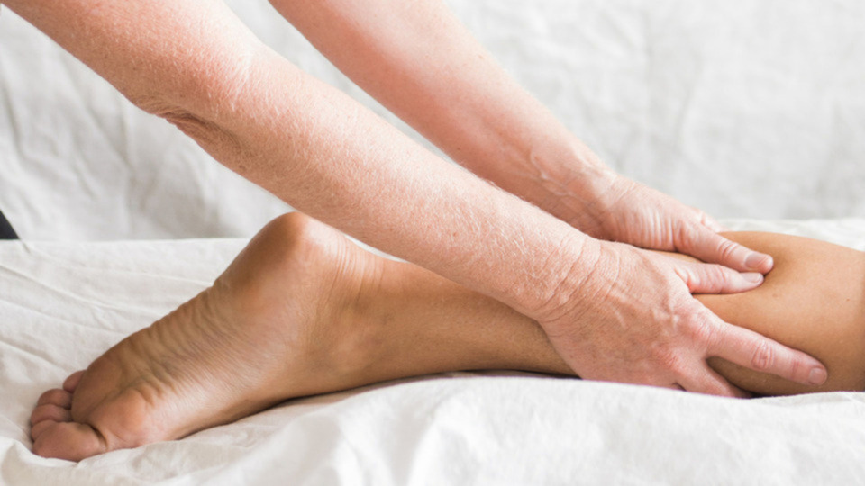 30 minutes Cupping/Stretching/Massage Therapy Session