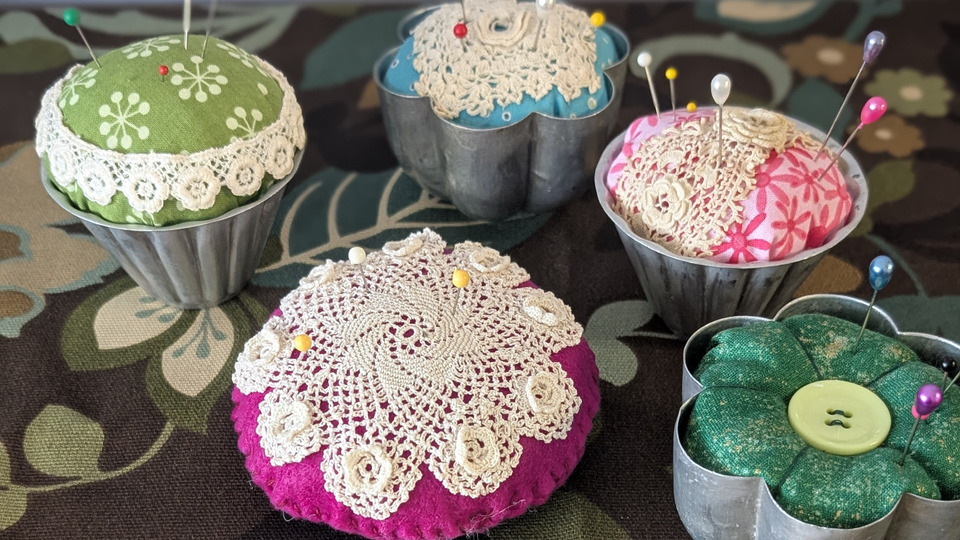 Sewing Project: Pin cushions 