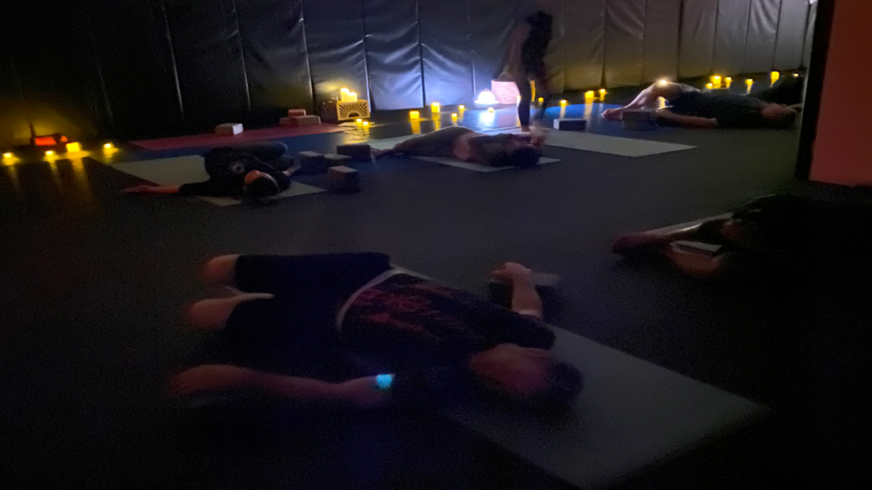 Yin POP-UP YOGA CLASS