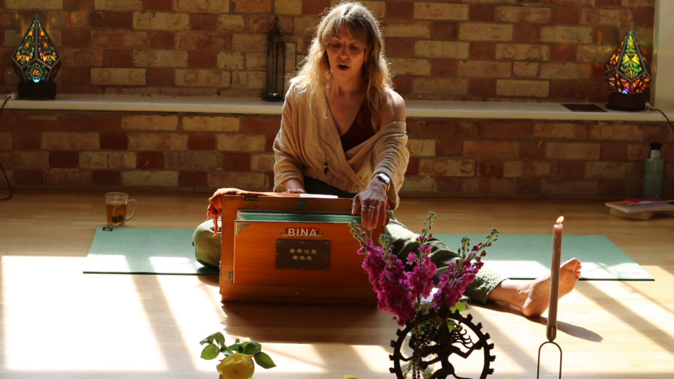 Sunday Sādhana: Embodied Movement, Cacao & Circle