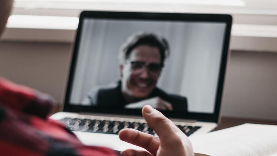 Virtual 1-on-1 coaching meeting (60-minute) (Wellness package members only)