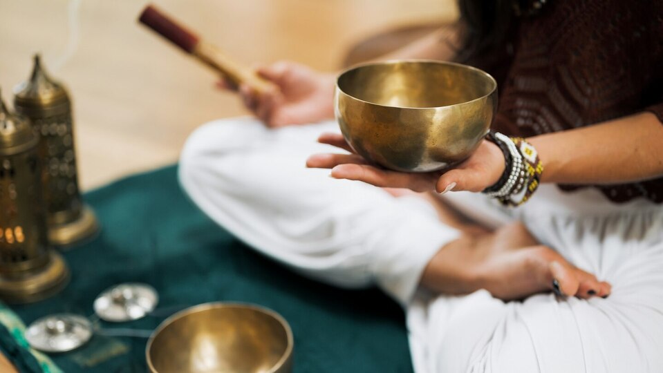 Yin & Sound healing 75