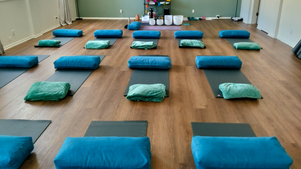 6-Session  – Therapeutic Yoga Class Package