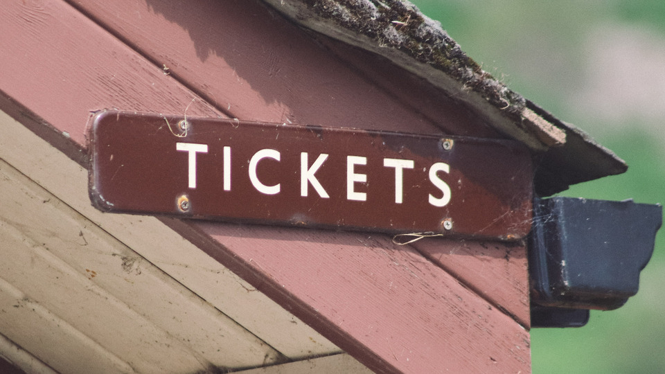 5 Ticket Live/ Im Studio