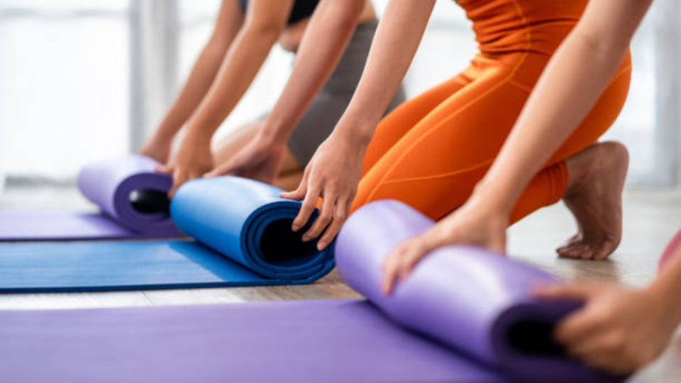 Month to Month UNLIMITED // Group Classes