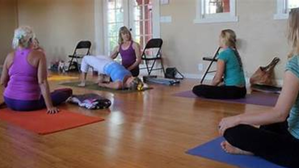 YOGA: Senior/Student& Teachers/First Responder/Military 10 class card