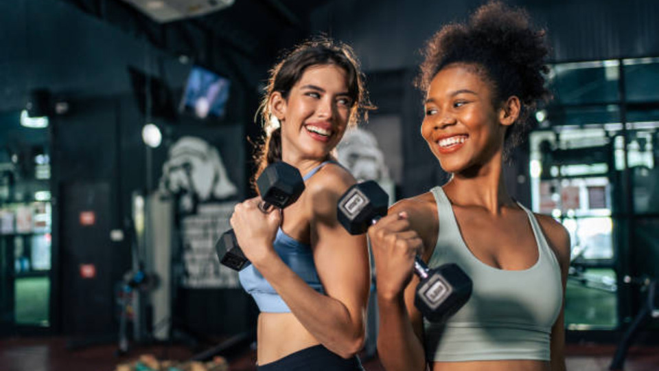 The CUSTOM DOSE // 24-Week Fitness & Nutrition Coaching Package