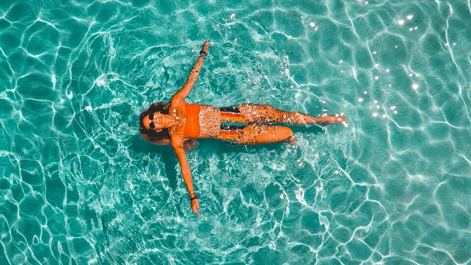 AQUA YOGA