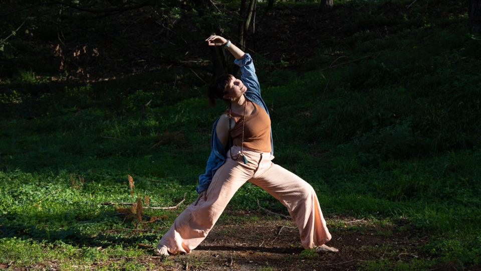  Sessione Singola di Yoga Terapeutico - Una pratica somatica personalizzata, solo per te