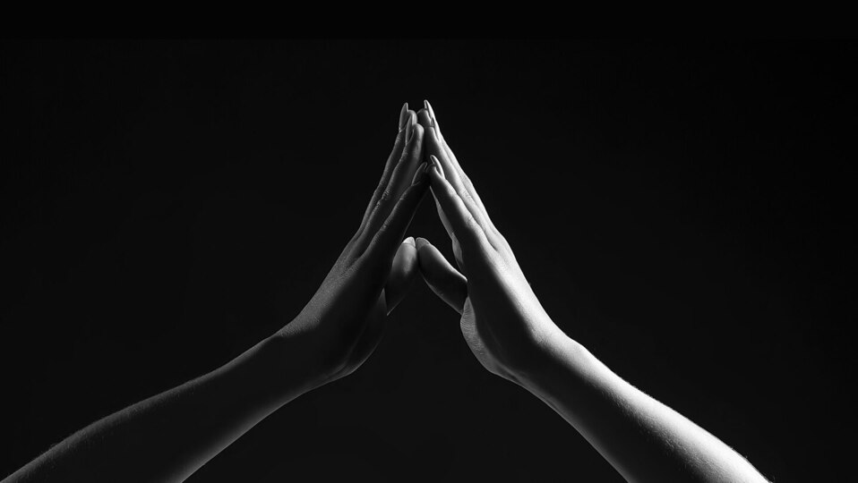 GROUP YOGA PARTY