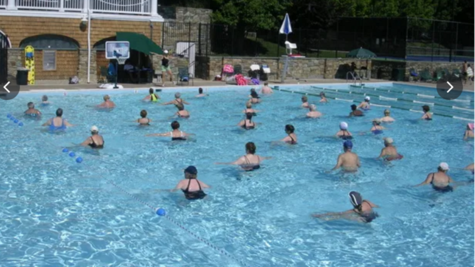 Kentlands Outdoor Aqua Fitness Class 