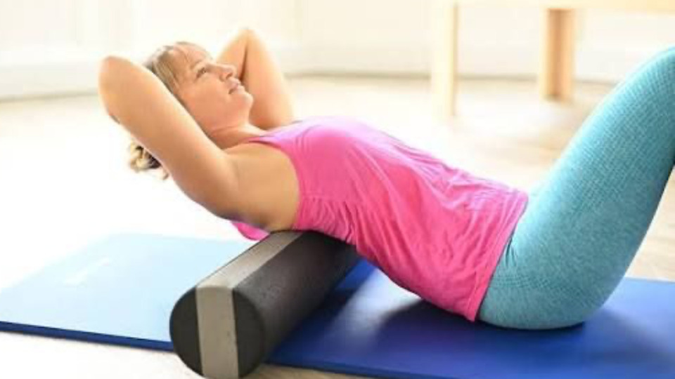 Pop-up Pilates with a foam roller