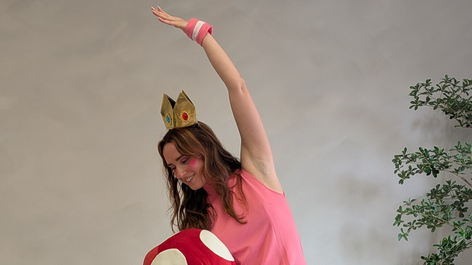 Super Mario Galaxy Glow |family yoga adventure