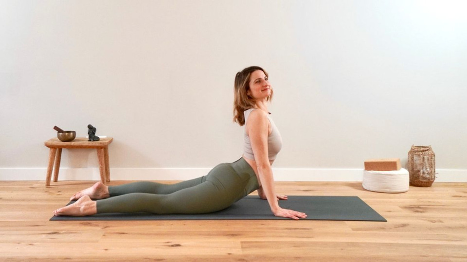 The Ease Yoga Online 
