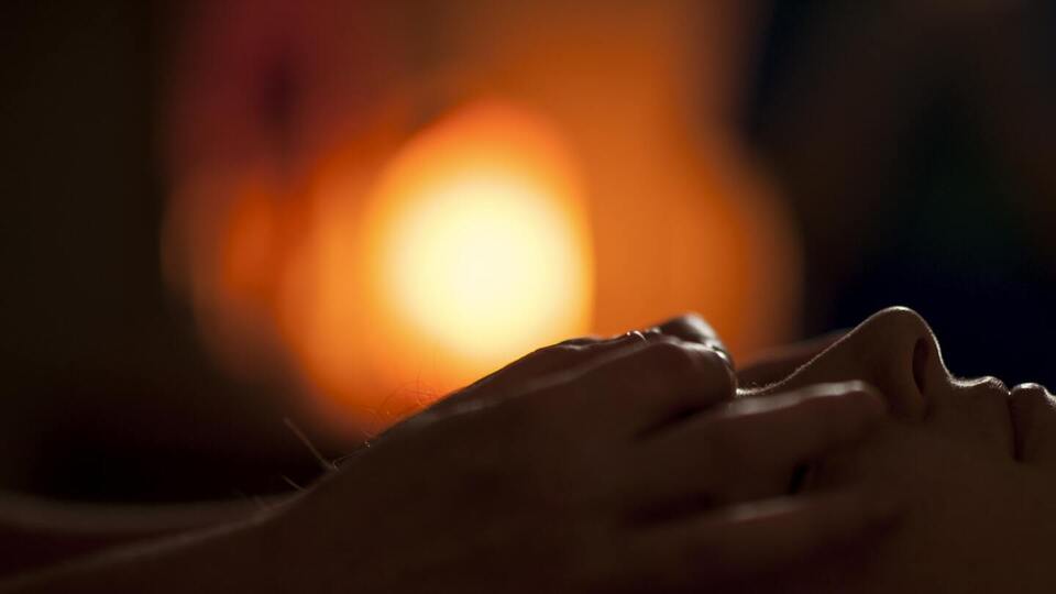 Indian Head Massage & Sound Integration (75 min)